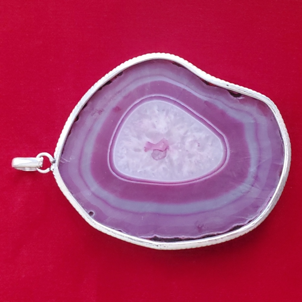 Agate Geode Crystal - Statement Pendant - Picture 9 of 11